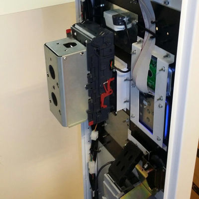 เครื่องขายเหรียญ LCD แจ้งแพร่ เครื่องขายเหรียญตลอดชีวิต บริการบํารุงรักษาฟรี 50 นิ้ว