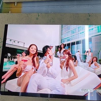 หน้าจอ LCD อะลูมิเนียม IPS ขนาด 1920x1080 21.5" A3 ด้านเดียว Jcvision 250nits